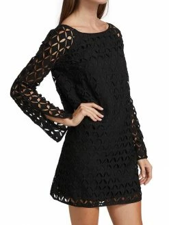 Tryst Kynlee Eyelet Dress
