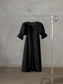 New Arrivals! Who What Wear | Black Midi Dress